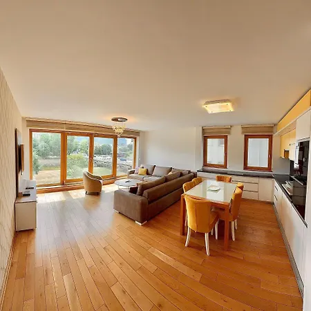 Vip Superior * サラエヴォ